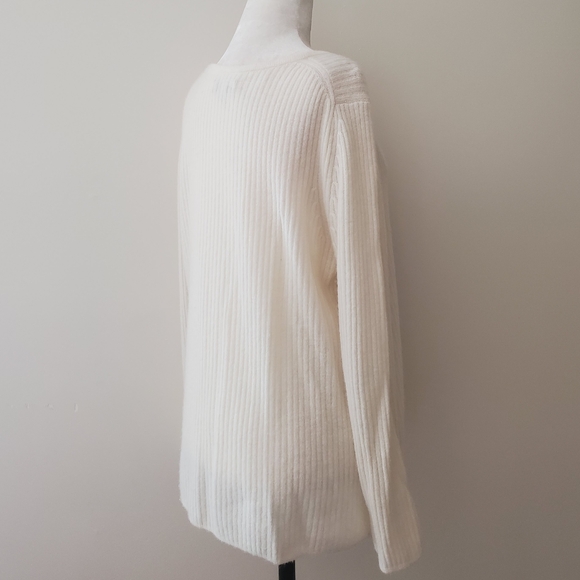 41 Hawthorn Cashmere Sweater - Picture 6 of 16